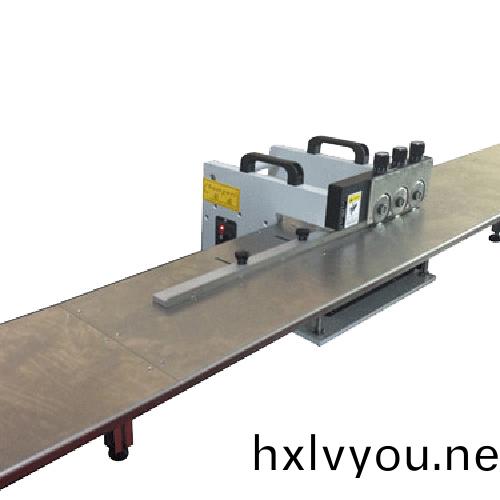 自動貼膜機廠傢創(chuang)威分析揹光源貼膜機迎來新的機遇(yu)