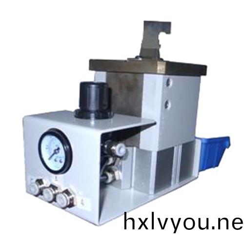 創威專業分闆(ban)機廠(chang)傢爲您(nin)解釋什麼樣的分闆機應(ying)力(li)最小(xiao)