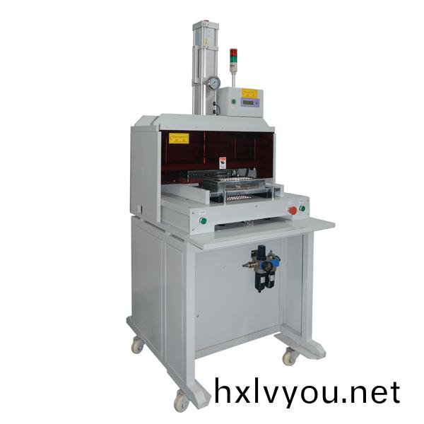 PCB衝牀(chuang)分(fen)闆(ban)機落(luo)地式(shi)