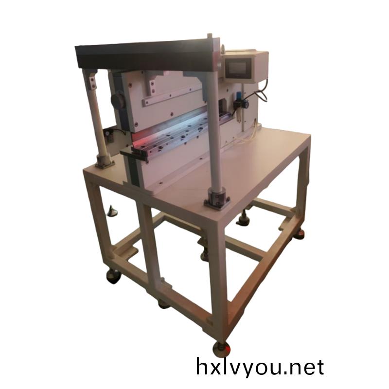 鍘刀分(fen)闆機CWVC-650J