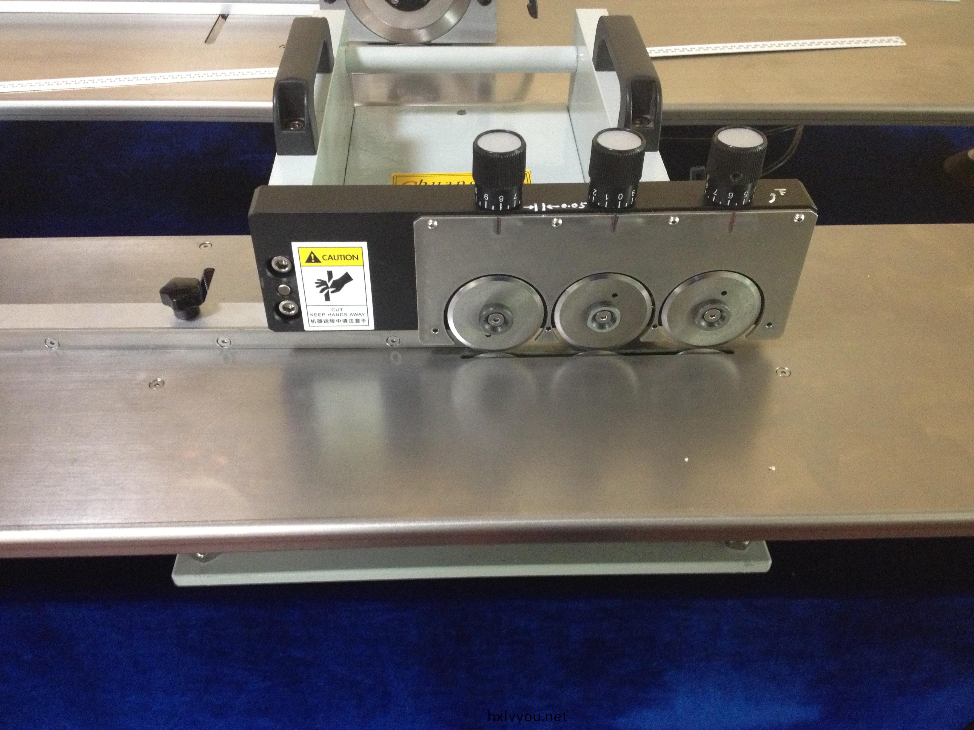 1.2米LED鋁基闆分闆機(ji),2.4米LED鋁基闆分闆機(ji),CWVC-3S