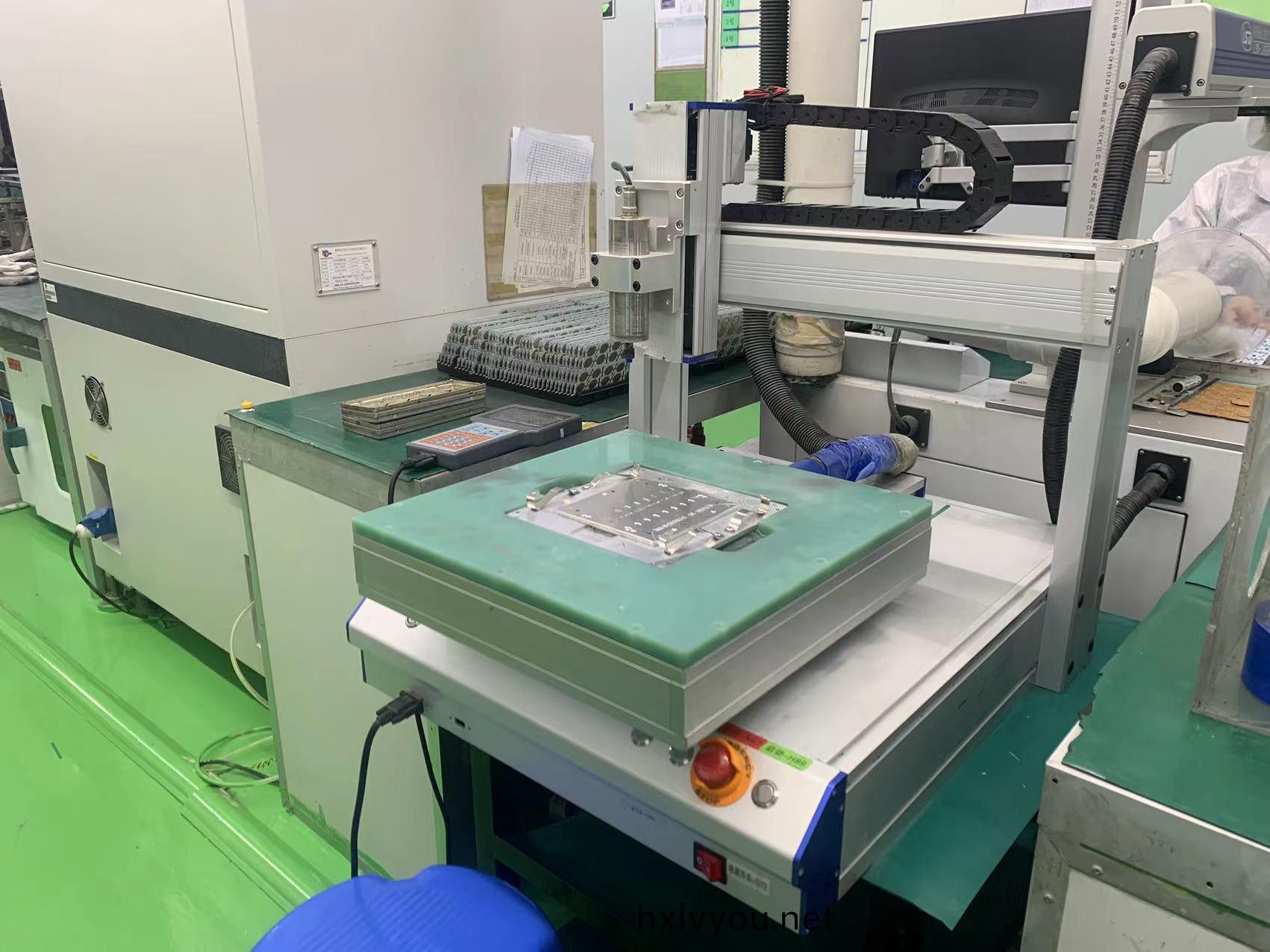 PCB槕麵銑刀(dao)分闆機